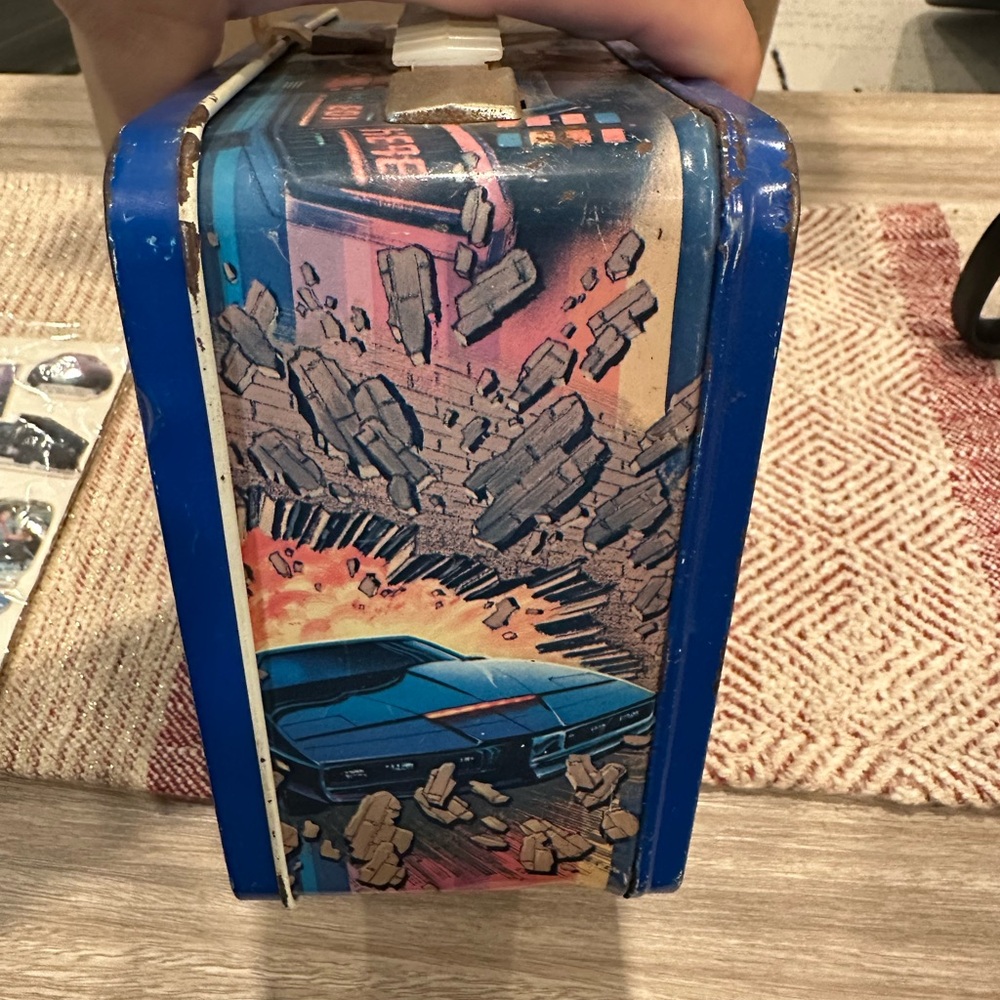 Knight Rider Lunch Box - Picture 5 of 8
